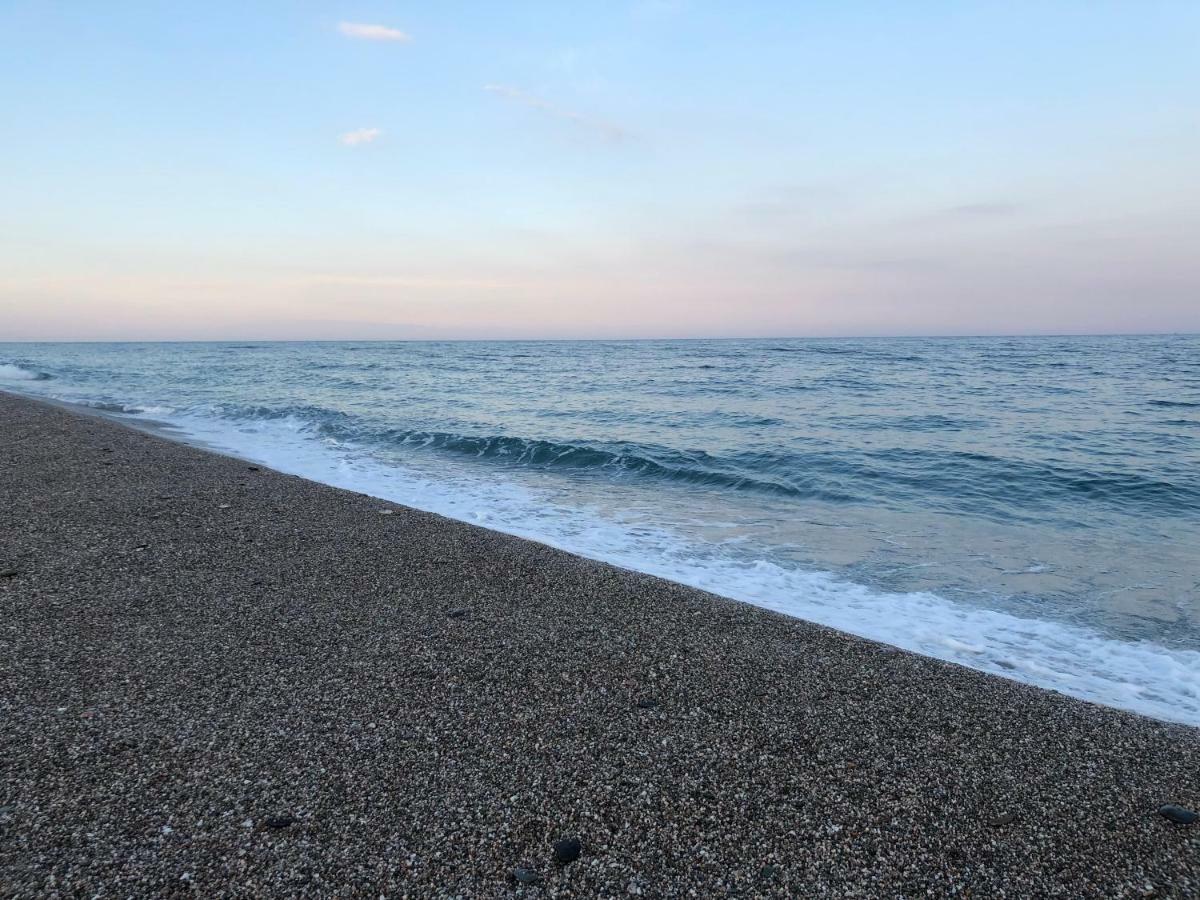 Sea View 2 Bedroom Vacation Apartment Giardini Naxos Eksteriør bilde